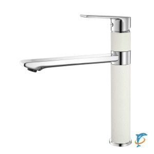 Смеситель для кухни Edifice, белый ED5WBSGi05  (Edifice ED5WBSGi05)