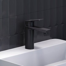 Смеситель для раковины Damixa Merkur 400210300 черный &mdash; 