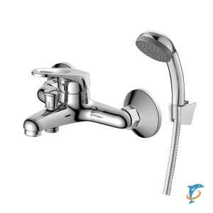 Смеситель DECOROOM DR21035 одноручный  для ванны с коротким изливом  (DR21035)