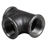 Чугунный тройник черный EE 1/2&quot; г/г/г — 