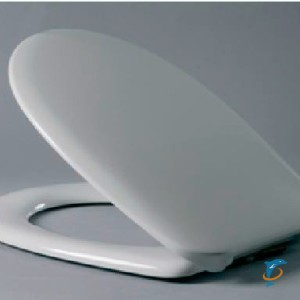 Крышка-сиденье для унитаза Малибу со стальным креплением (Малибу 530750)