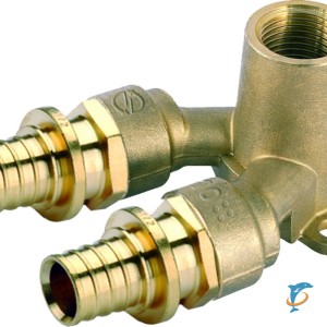 Проточный настенный угольник STOUT 20x1/2" для труб из сшитого полиэтилена  (SFA-0039-002012)