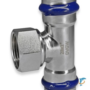 Тройник для нержавеющей трубы Millennium 22х1/2"х22 ВР  (TPNF2212)
